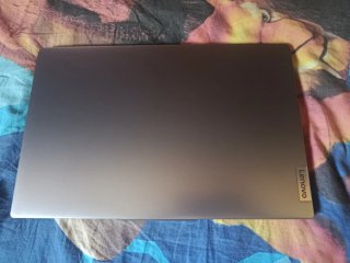 Lenovo IdeaPad Slim 3 15AMN8