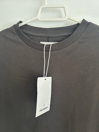 Camiseta Pull&Bear con encaje
