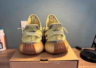 Adidas Yeezy Boost 350 V2 Semi Frozen Yellow