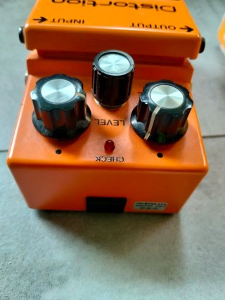 Pedal guitarra BOSS DS-1 Distortion (1989)