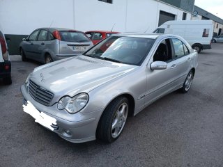 Mercedes-Benz Clase C 2005