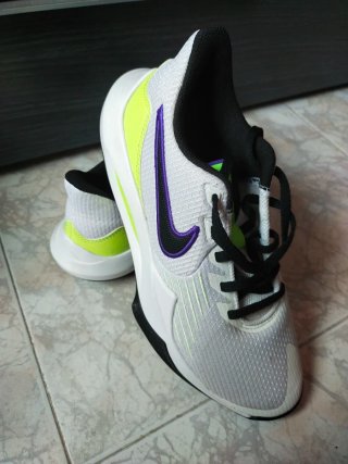 Zapatillas Nike Running Morado Blanco