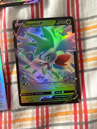 Lote Cartas Pokémon VMAX, V, VSTAR