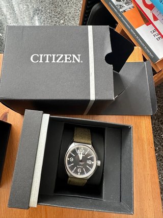 Reloj Citizen Eco-Drive AW1571-09E
