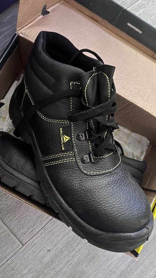 Botas de seguridad negras