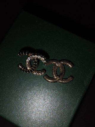 Orecchini Chanel Logo CC Strass Oro Bianco