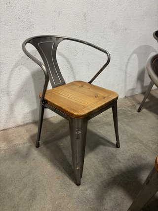 Lote 5 Sillas Vintage Industriales Apilables