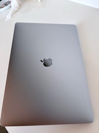 MacBook Pro 15 2019 Plata
