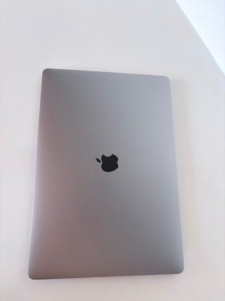 MacBook Pro 15 2019 Plata