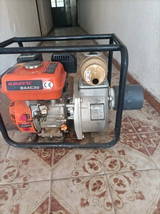 Motobomba gasolina como nueva