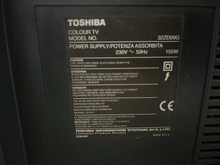 Televisor Toshiba Plata y Negro