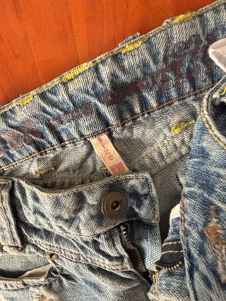 Pantalón vintage tiro bajo desgastado