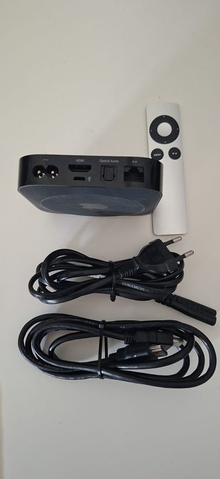 Apple TV 3ª Gen HD + Mando + Cable HDMI