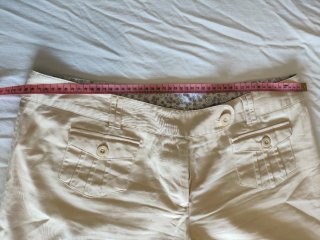 Pantalón beige ligero
