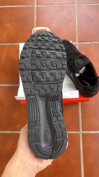 Nike P-6000 Negras Talla 43