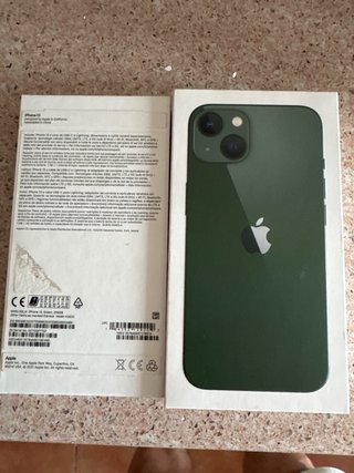 Caja iPhone 13 Verde