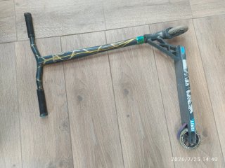 Scooter acrobático Grit Battle