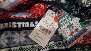 Dos Pijama Lefties Navidad Talla L. Talla 3-4 años