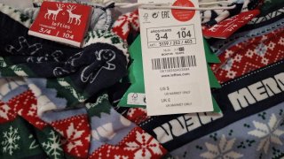 Dos Pijama Lefties Navidad Talla L. Talla 3-4 años