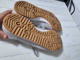 Zapatillas Adidas SL72 Grises y Blancas
