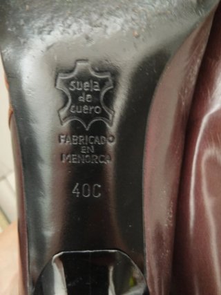 Zapatos de salón marrones talla 40