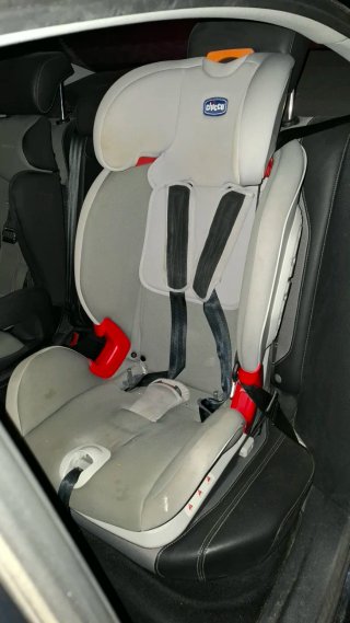 Silla de coche Chicco gris