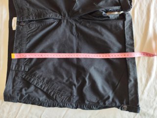 Pantalón corto negro