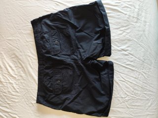 Pantalón corto negro