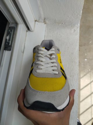 Zapatillas Pepe Jeans Amarillas y Grises