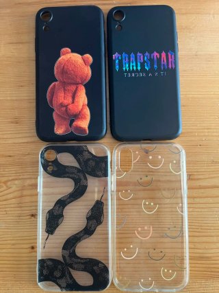 4 custodie per iPhone Xr (vari design)