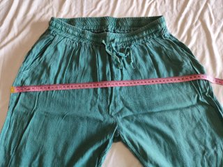 Pantalón verde ligero