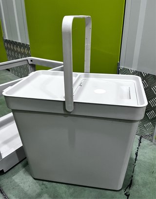 Cubo de basura extraíble IKEA HÄLLBAR