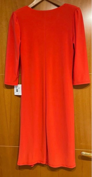 Vestido midi rojo talla L nuevo