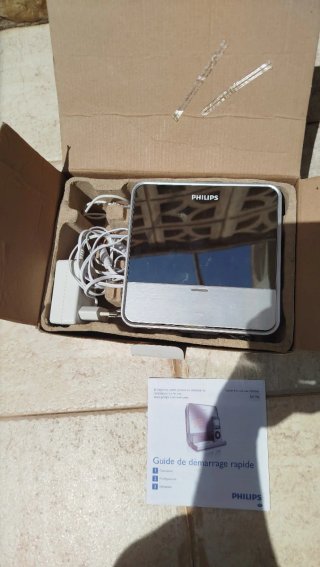 Radio despertador Philips con soporte para iPod