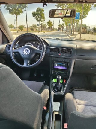 Volkswagen Golf 2002