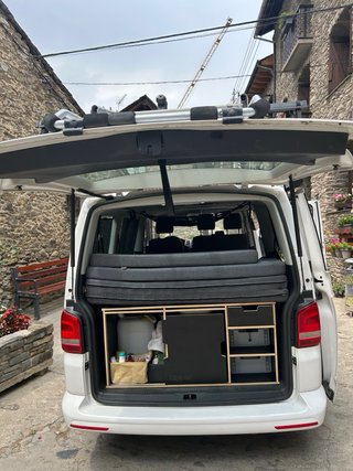 Volkswagen Caravelle 2015 camperizada
