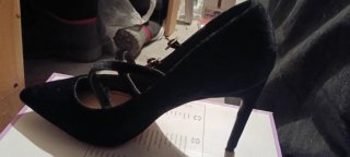 Zapatos de tacón negros para mujer