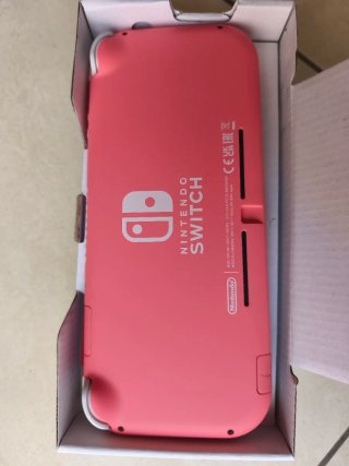 Nintendo Switch Lite Corallo