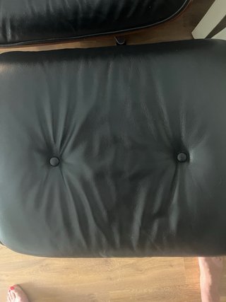 Sillón Charles Eames original con otomana