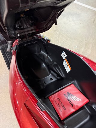 Vendo mi Honda PCX 125 ABS