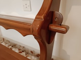 Estantería expositor de madera