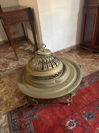 Brasero antiguo dorado metal
