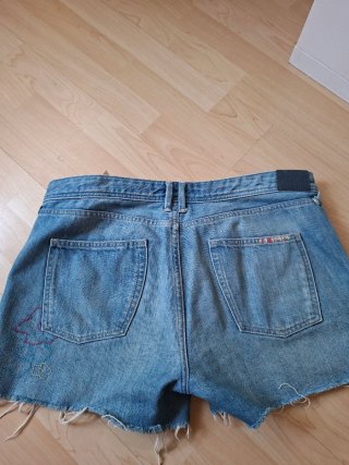 Pantalones cortos Pepe Jeans bordados, talla 30