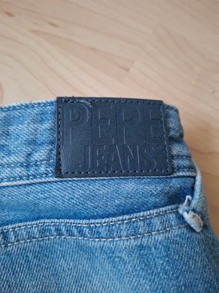 Pantalones cortos Pepe Jeans bordados, talla 30