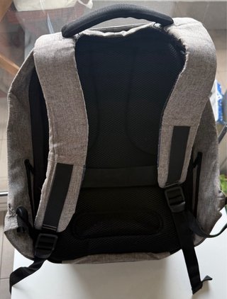 XDDesign Mochila Antirrobo Negra y Gris