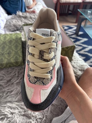 Zapatillas Gucci Rython Beige y Rosa
