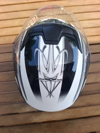 Casco LS2 Integral Negro y Blanco