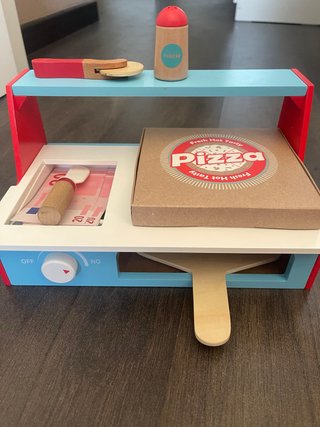 Pizzería de madera para niños