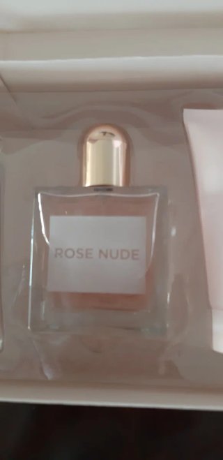 Estuche Perfume Rose Nude + portavelas
