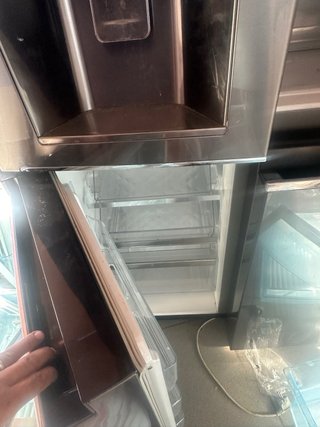 Refrigerador LG GMX936SBHV averiado